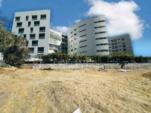 Apartamento t2 condominio fechado montalvão