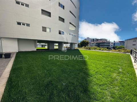 Apartamento t2 condominio fechado montalvão