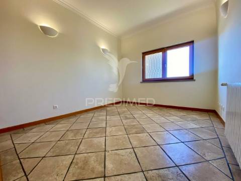 Moradia t5 duplex em sesimbra