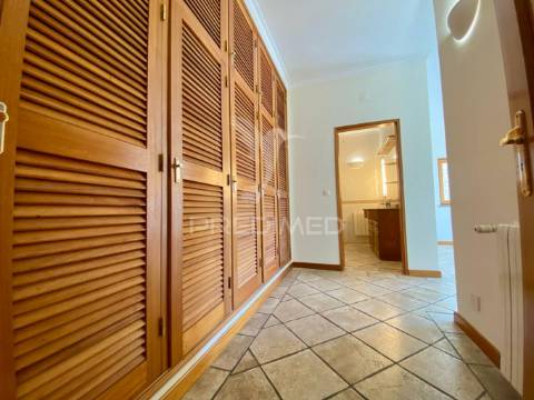 Moradia t5 duplex em sesimbra