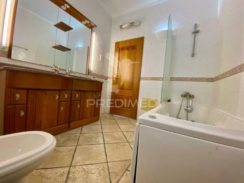 Moradia t5 duplex em sesimbra