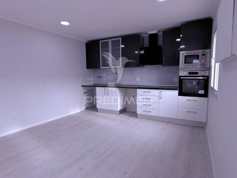 Moradia t1 transformada em t3 totalmente remodelada