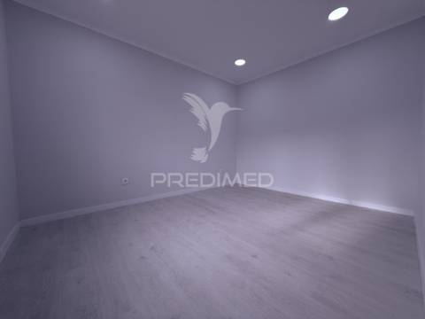 Moradia t1 transformada em t3 totalmente remodelada