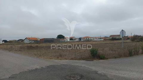 Terreno urbano com vista ria