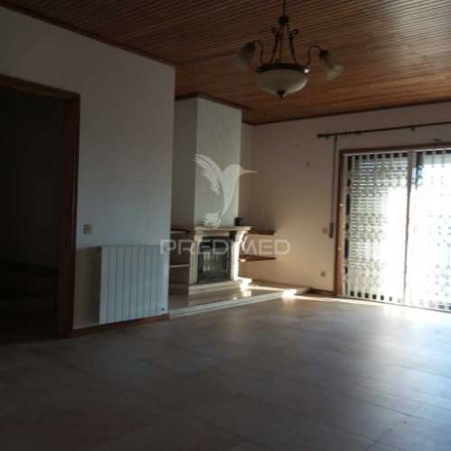 Moradia t3 em sever do vouga