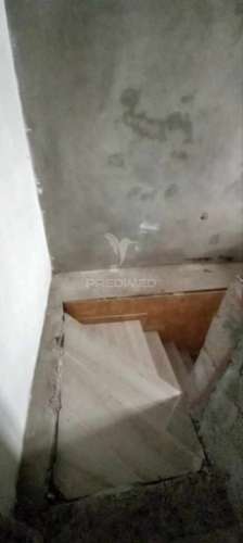 Moradia em fase de reconstrução, para venda, na piedade.