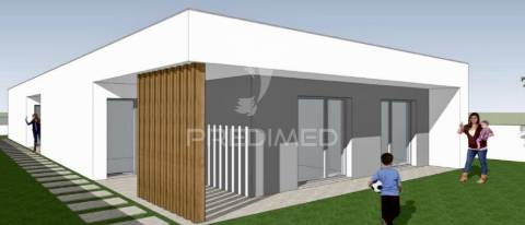 Moradia isolada t4 em rio maior (em fase de acabamento)