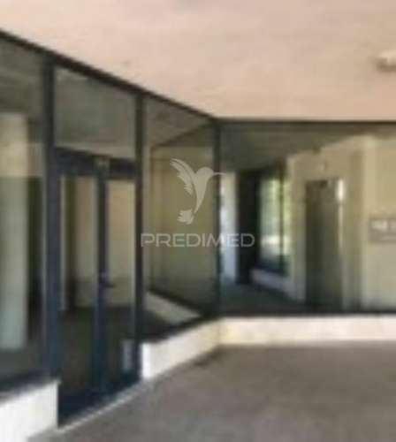 Loja com 84,4m2 | oliveira do hospital