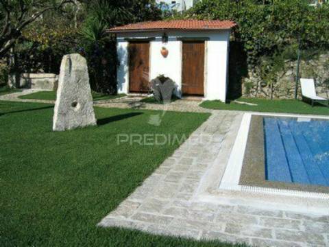 Villa t3 com piscina jacuzzi e campo de ténis