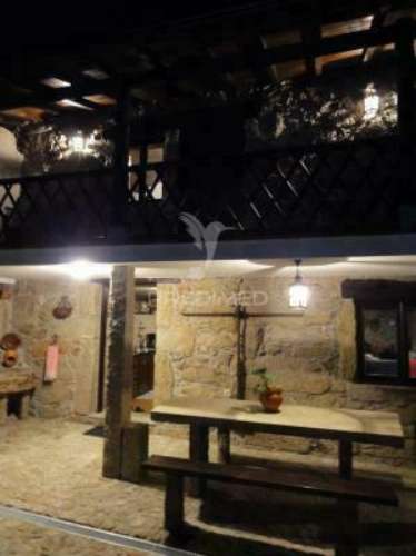 Villa t3 com piscina jacuzzi e campo de ténis