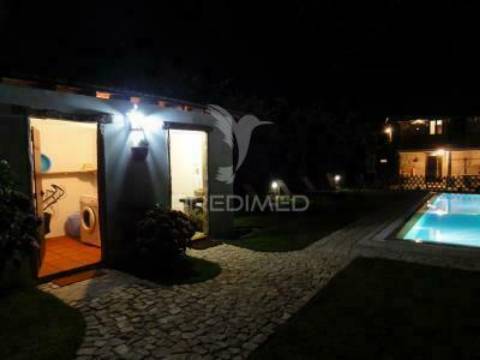 Villa t3 com piscina jacuzzi e campo de ténis