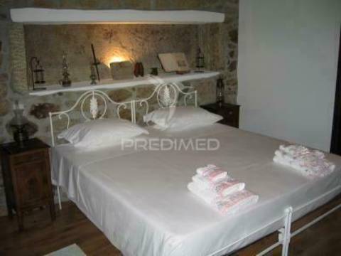 Villa t3 com piscina jacuzzi e campo de ténis