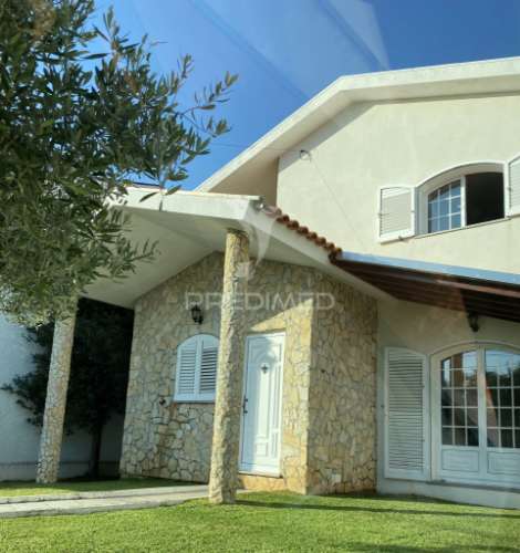 Moradia isolada t4 | são bernardo