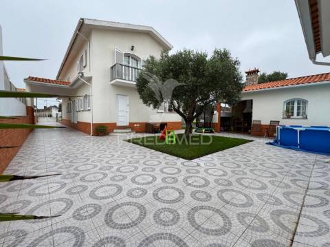 Moradia isolada t4 | são bernardo