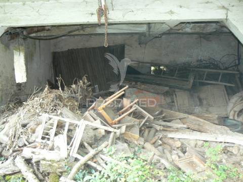 Moradia t2+3 nas rocas do vouga, sever do vouga para restauro