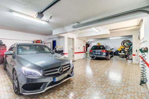 Moradia t5 - vialonga, garagem p 5 carros, jardim e piscina