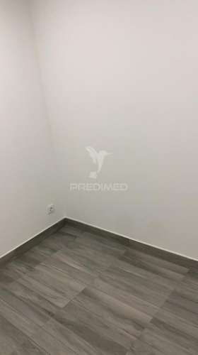 Apartamento t4 renovado nos anjos (lisboa)
