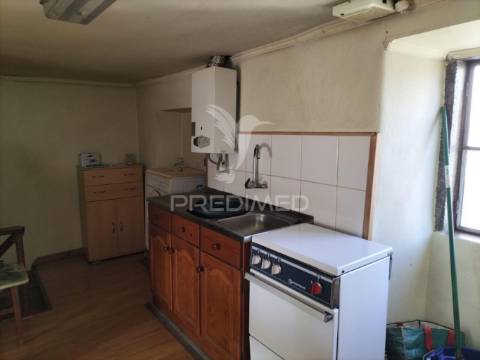 Moradia em banda t12 à venda em aldeia são francisco assis, covilhã