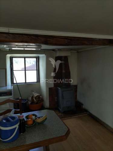 Moradia em banda t12 à venda em aldeia são francisco assis, covilhã