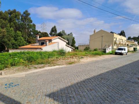 Terreno urbano em canelas - vila nova de gaia