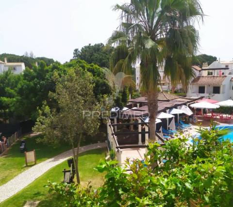 Fabulosa penthouse t2 no condominio old village em vilamoura