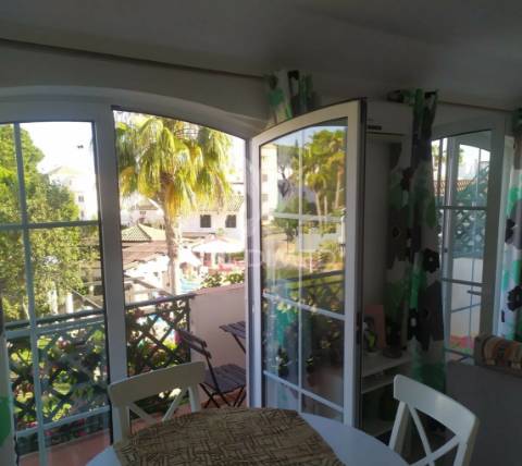 Fabulosa penthouse t2 no condominio old village em vilamoura