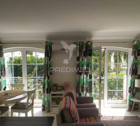 Fabulosa penthouse t2 no condominio old village em vilamoura