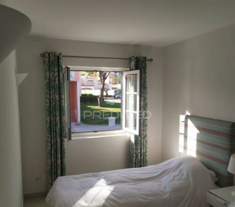 Fabulosa penthouse t2 no condominio old village em vilamoura