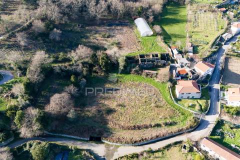 Quinta com casa 300m2 em serzedelo, póvoa de lanhoso, braga