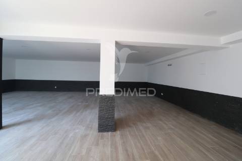 !!oportunidade!! moradia t3 em vila de prado