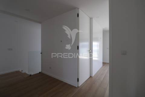 !!oportunidade!! moradia t3 em vila de prado