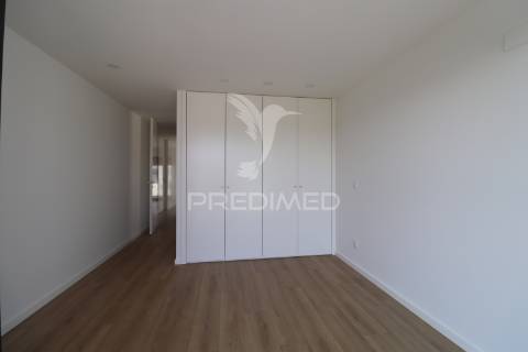 !!oportunidade!! moradia t3 em vila de prado