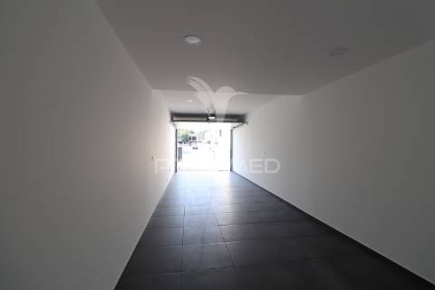 !!oportunidade!! moradia t3 em vila de prado