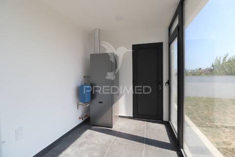 !!oportunidade!! moradia t3 em vila de prado