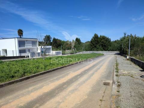 Lote de terreno em condomínio fechado - serzedo