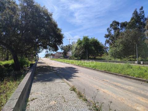 Lote de terreno em condomínio fechado - serzedo