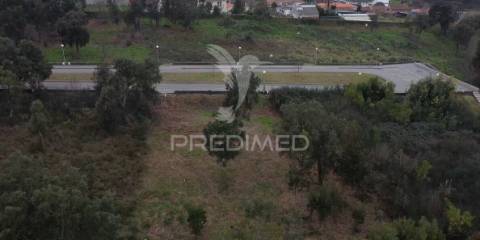 Lote de terreno em condomínio fechado - serzedo