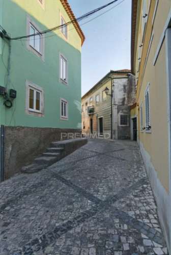 Apartamento t1 com logradouro - alcanena