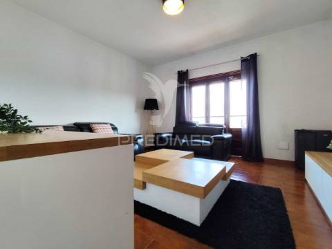 Apartamento t3 em sesimbra almoinha