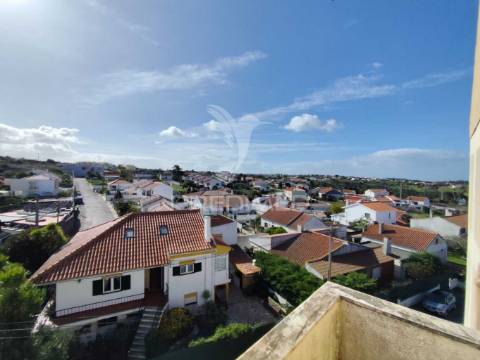 Apartamento t3 em sesimbra almoinha