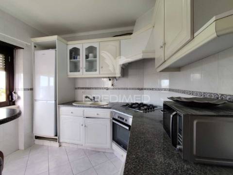 Apartamento t3 em sesimbra almoinha