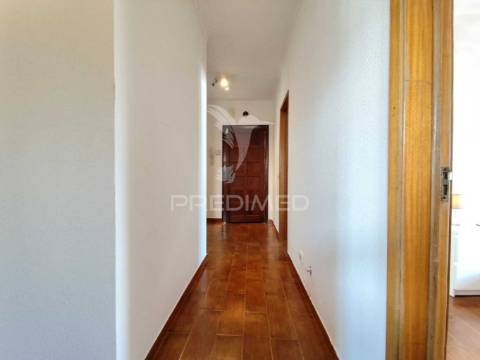 Apartamento t3 em sesimbra almoinha