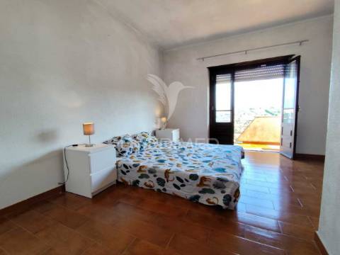 Apartamento t3 em sesimbra almoinha