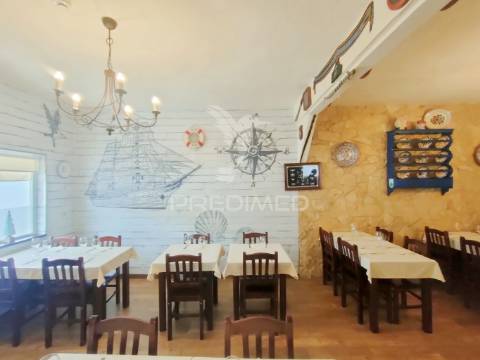 Restaurante em funcionamento - alcanhões, santarém