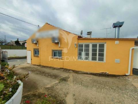 Restaurante em funcionamento - alcanhões, santarém