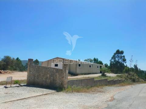 Pavilhão industrial/comercial em covão do coelho