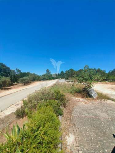 Pavilhão industrial/comercial em covão do coelho