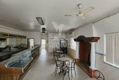 Espaço comercial  café/restaurante, comeiras de baixo / santarém