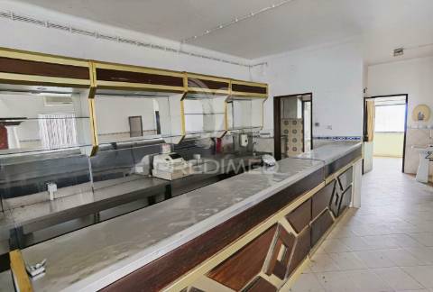 Espaço comercial  café/restaurante, comeiras de baixo / santarém