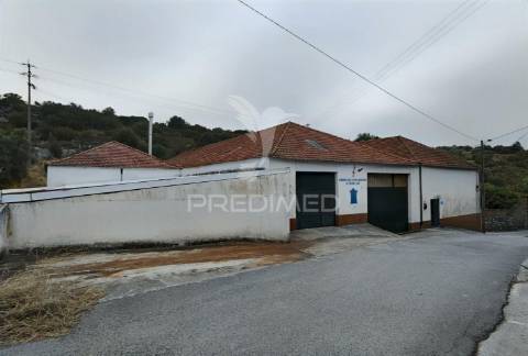 Oportunidade de investimento pavilhão industrial - vila moreira